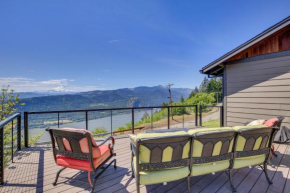 Mt Hood Views Modern Underwood Home with Deck!